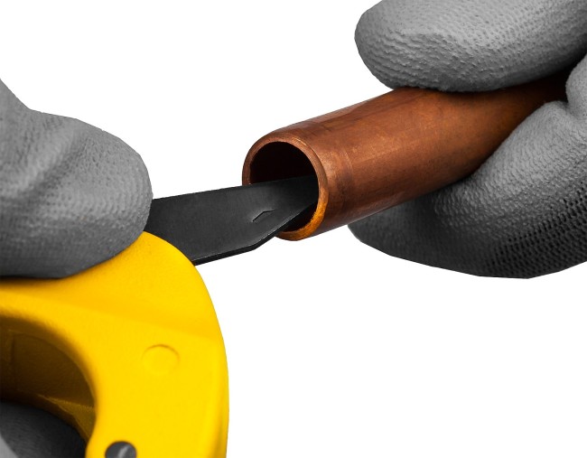 Труборез ProCut для медных труб диаметром 3-32 мм, STAYER Professional,  ( 2340-32 ) Труборез ProCut для медных труб диаметром 3-32 мм, STAYER Professional,  ( 2340-32 )