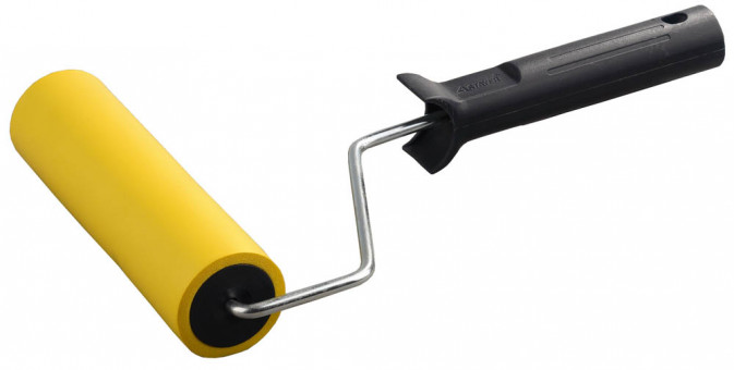 Валик прижимной STAYER "MASTER" в сборе, резиновый, бюгель 6мм, 46x180мм,  ( 0391-18 ) Валик прижимной STAYER "MASTER" в сборе, резиновый, бюгель 6мм, 46x180мм,  ( 0391-18 )