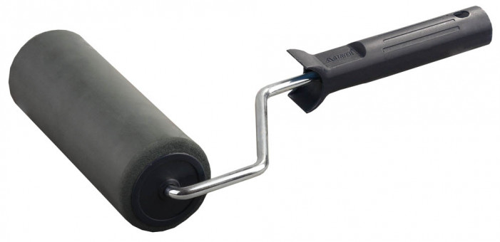 Валик прижимной STAYER "PROFI" в сборе, полиуретановый, бюгель 8мм, 64x180мм,  ( 03913-18 ) Валик прижимной STAYER "PROFI" в сборе, полиуретановый, бюгель 8мм, 64x180мм,  ( 03913-18 )